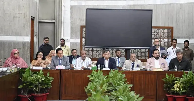 তত্ত্বাবধায়ক সরকার নিয়ে একাধিক বিকল্প প্রস্তাব সংবিধান বিশেষজ্ঞদের